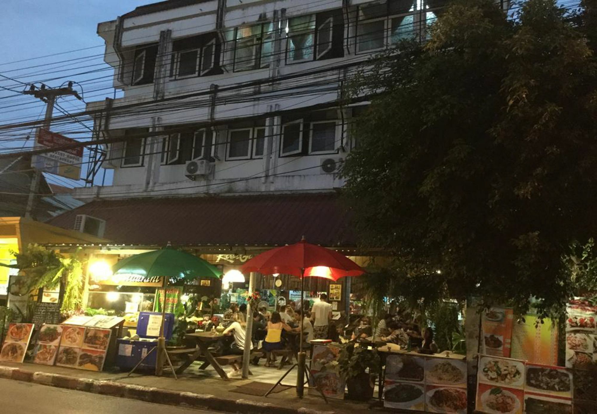 Rose Guest House Chiang Mai Exterior photo